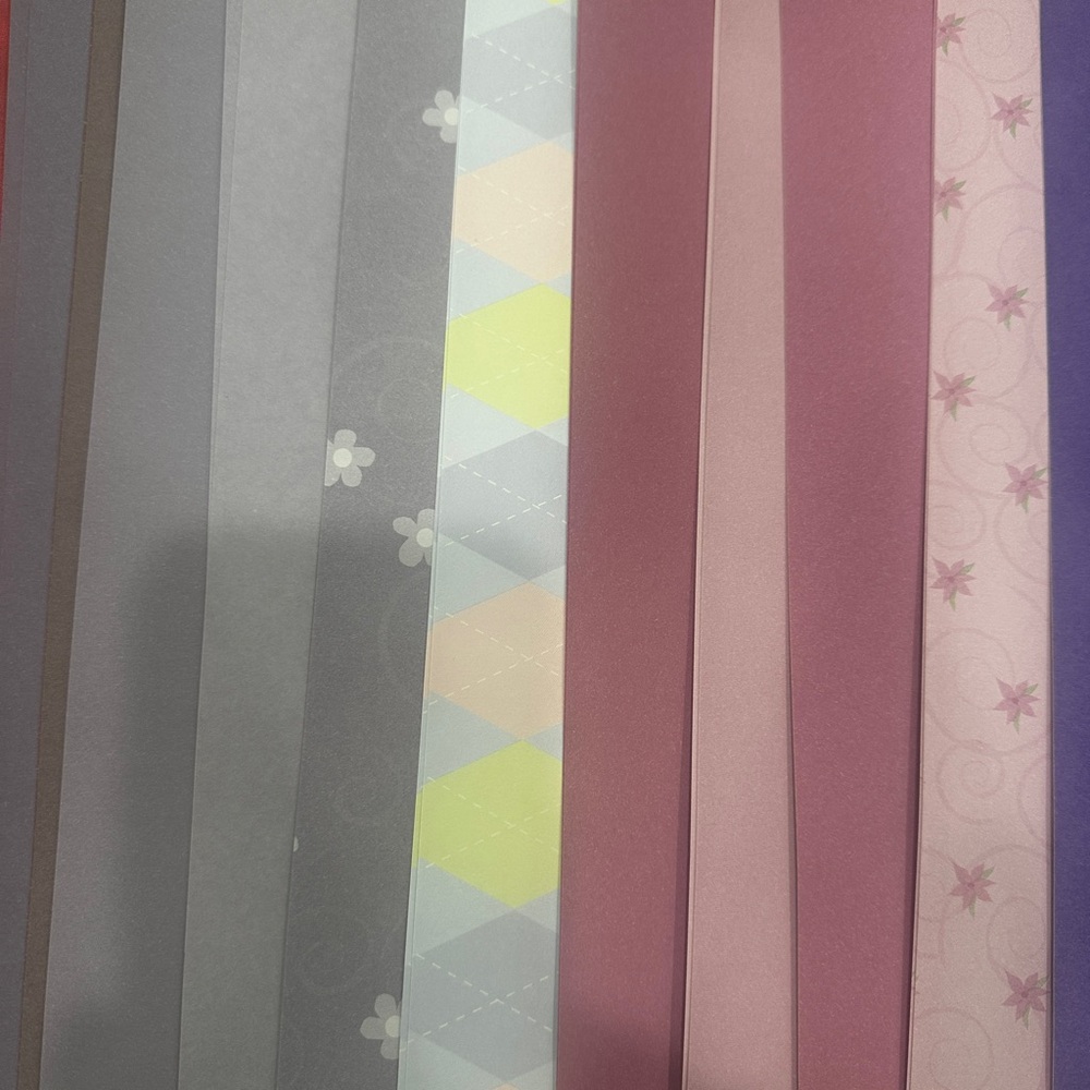 Colorful Party Paper Set - Picture 3 of 5